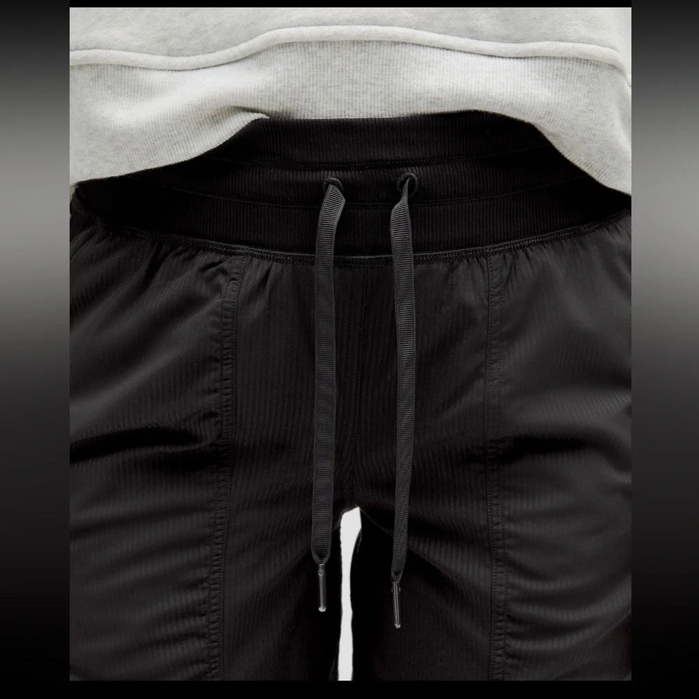 lululemon dance studio jogger - Picture 4 of 13